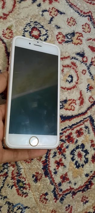 Айфон 6 в хорошем состоянии