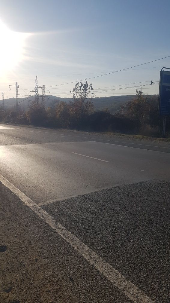 Продава парцел на е79 в гр.Дупница