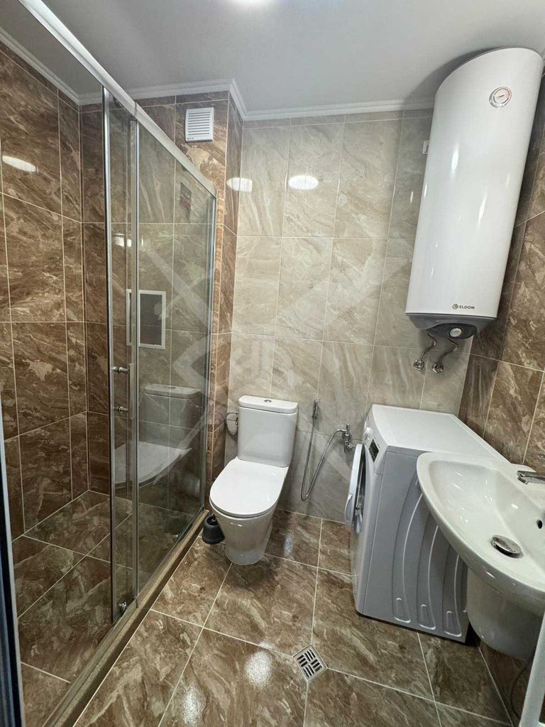 Продава се Едностаен апартамент в Поморие - 37 кв.м за 2028 €/кв.м - Снимка #3