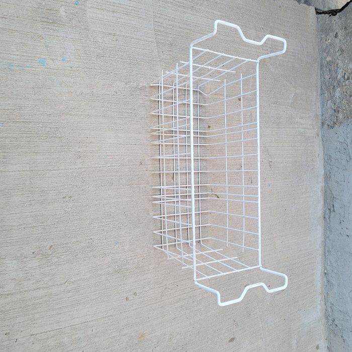 Холодилник сетка продаётся