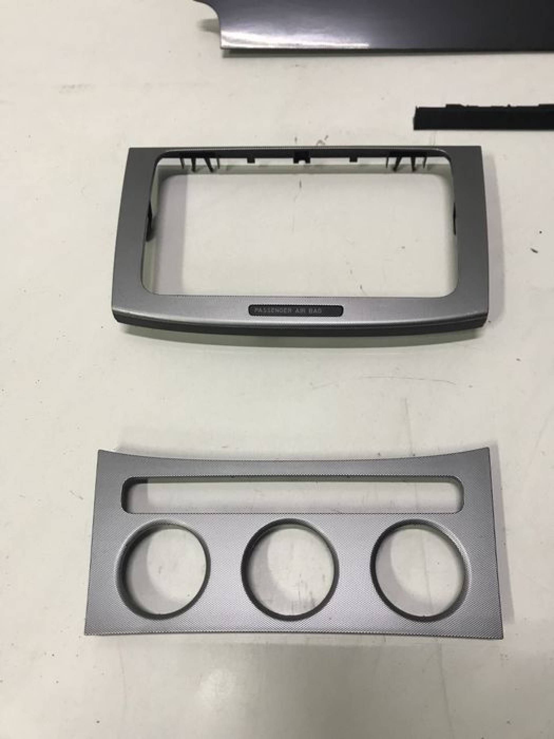 Trim trimuri scrumiera sertare clima cd player bord Passat B6 carbon