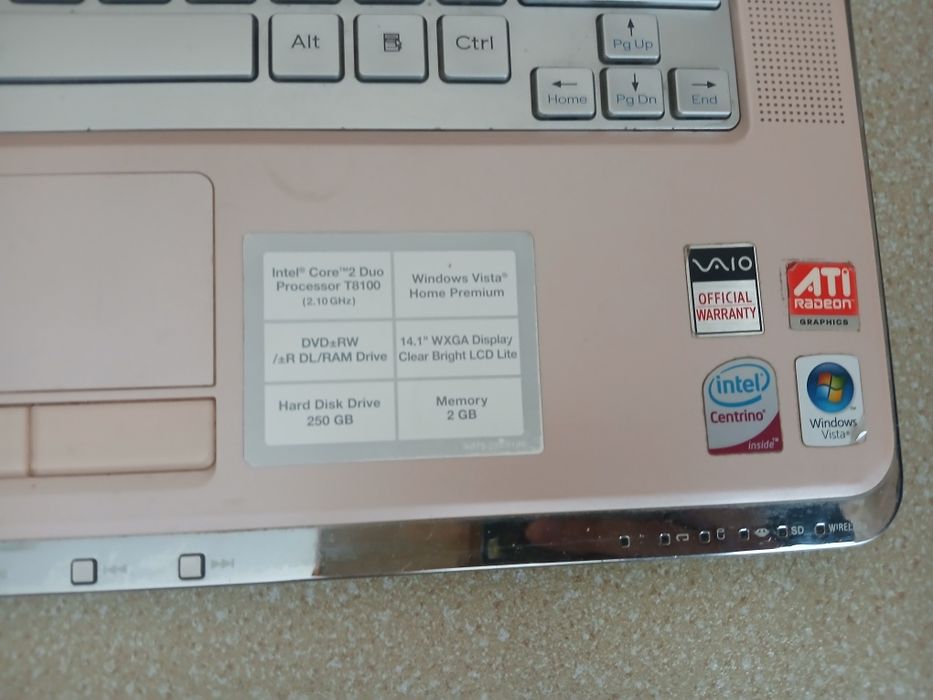 Sony vaio ноутбук розового цаета