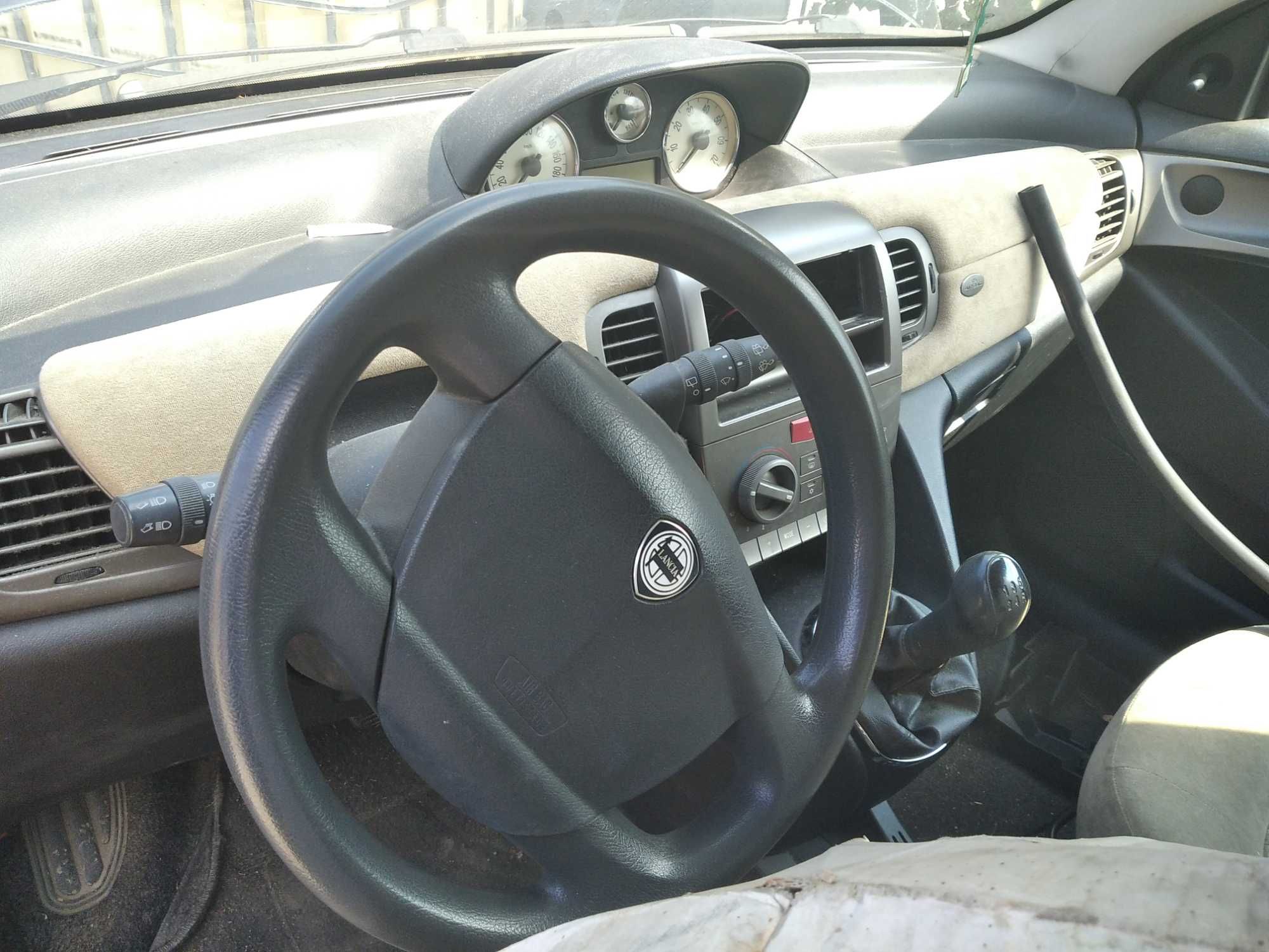 Lancia Ypsilon 1,3 mjti , Ланчия Епсилон на части!
Август 2004