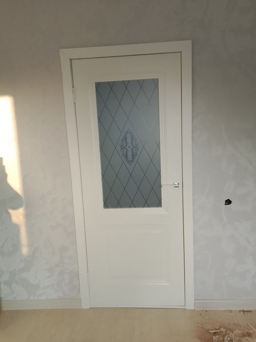 Установка дверей  ламинат гипсокардон