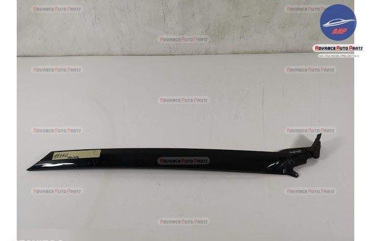 Ornament Stalp Parbriz original Land Rover  Range Rover Velar  1 [2017