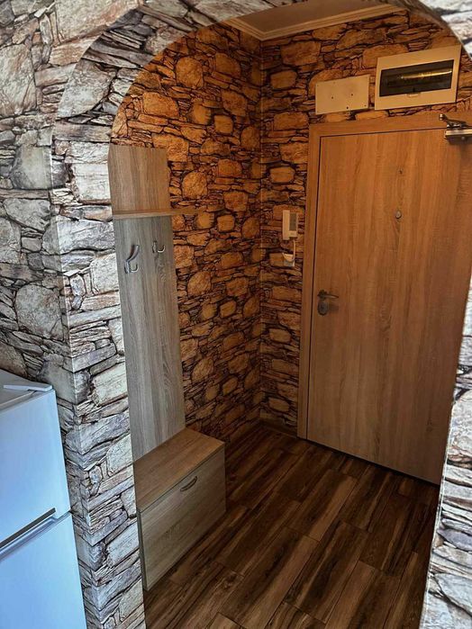 Двустаен Апартамент в Смирненски