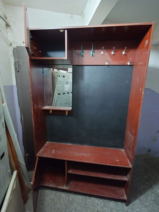 Шкаф для прихожей