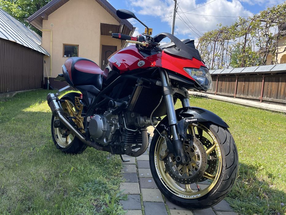 Cagiva V-Raptor 1000 / 8500 km  Stare ca noua