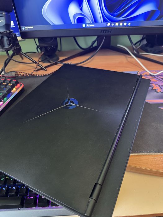 Геймърски Лаптоп Lenovo Legion Y7000 PG0 i5-9300HF; GTX 1650; 32GB RAM