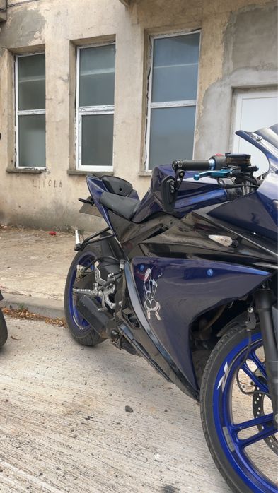 Yamaha yzf r125 2013  (nu cbr , aprilia , ktm,  )