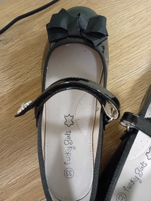 Официални обувки за момиче