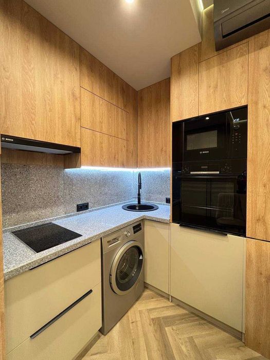 Сдается новостройка квартира возле метро Дружба Народов!