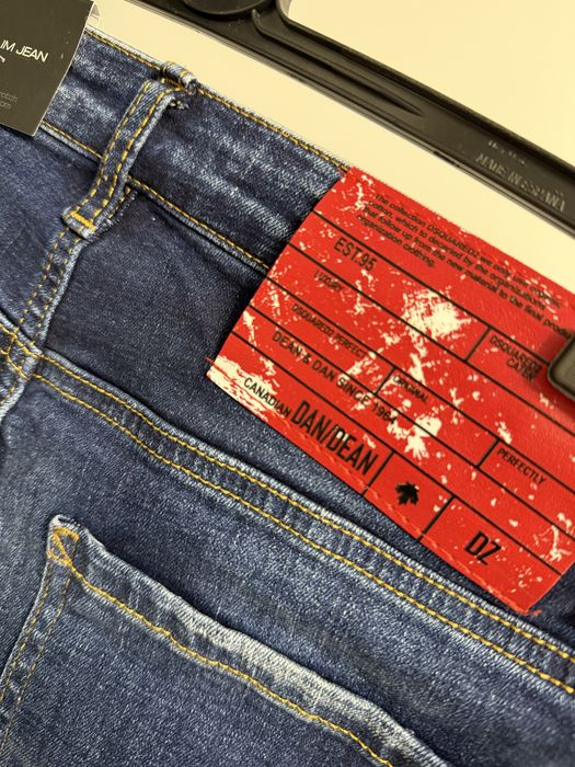Blugi DSQUARED2 super calitate