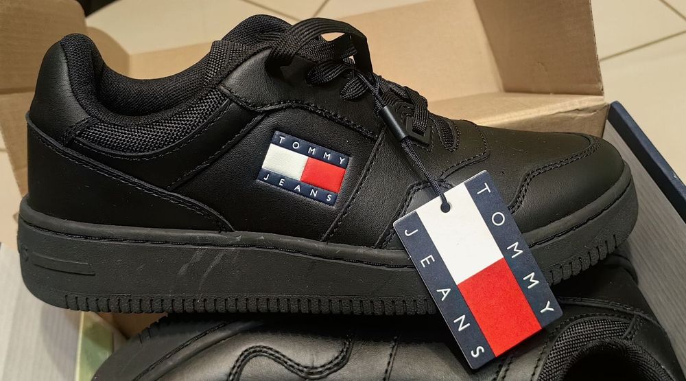 Дамски кожени кецове