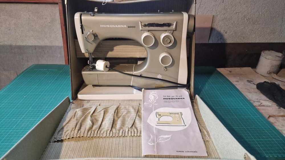 Masina de Cusut Husqvarna