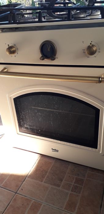 Cuptor si plita gaz beko