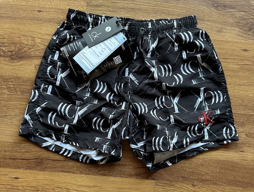Мъжки,шушлекови шорти Calvin Klein с вътрешна,мрежеста подплата