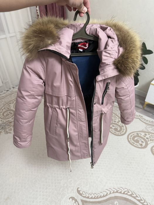 Зимняя куртка девочки