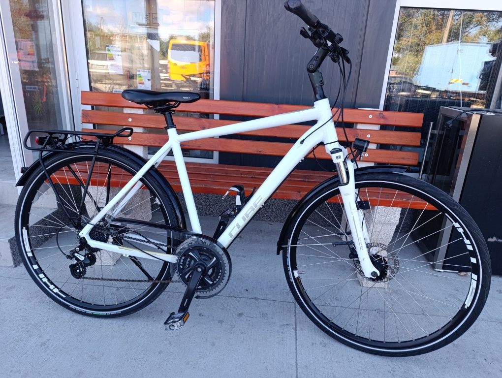 Алуминиево колело CUBE TOURING PRO 28/L