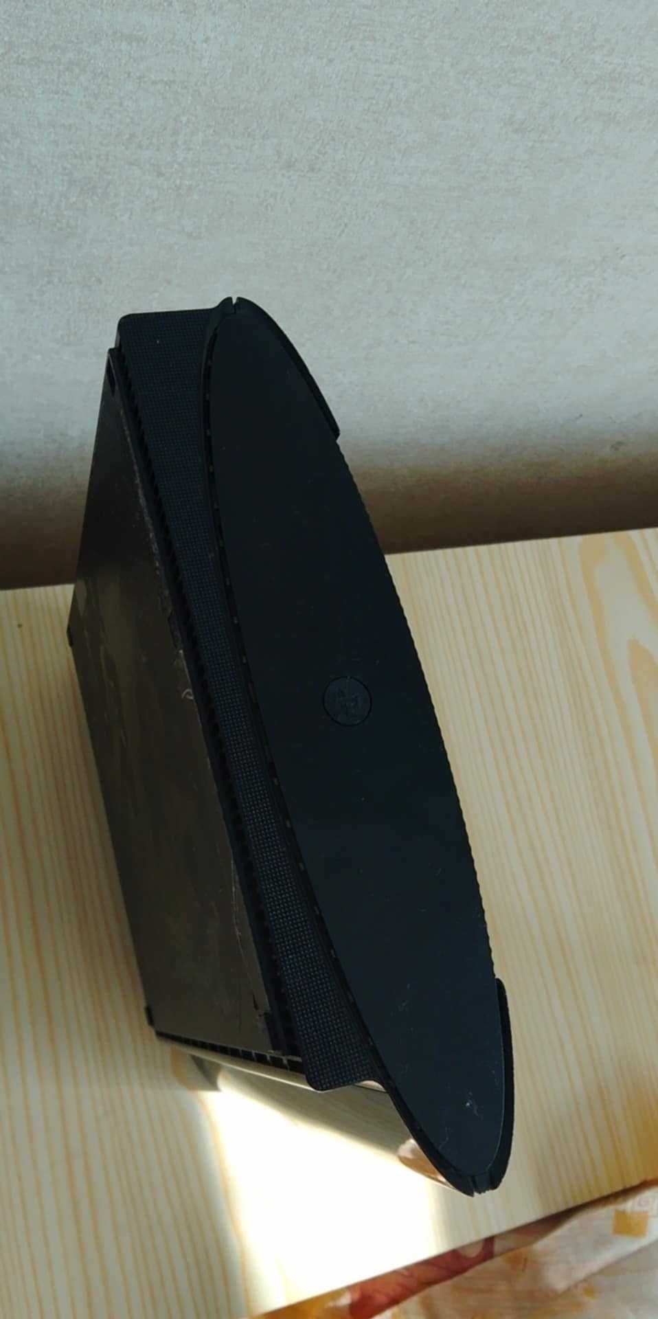 Продавам PS3 с 6 игри