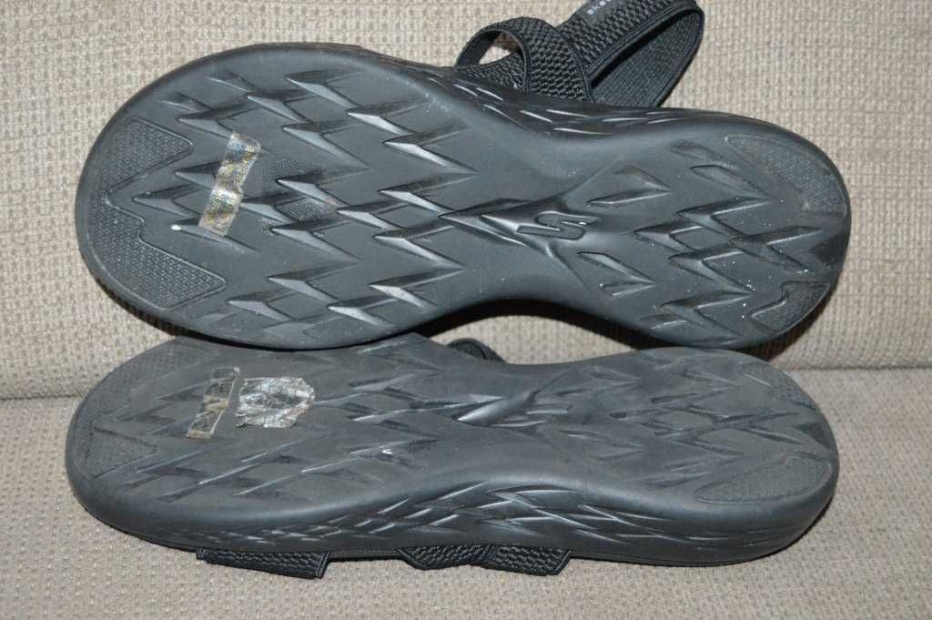 Sandale femei SKECHERS Goga Mat 38 super usoare