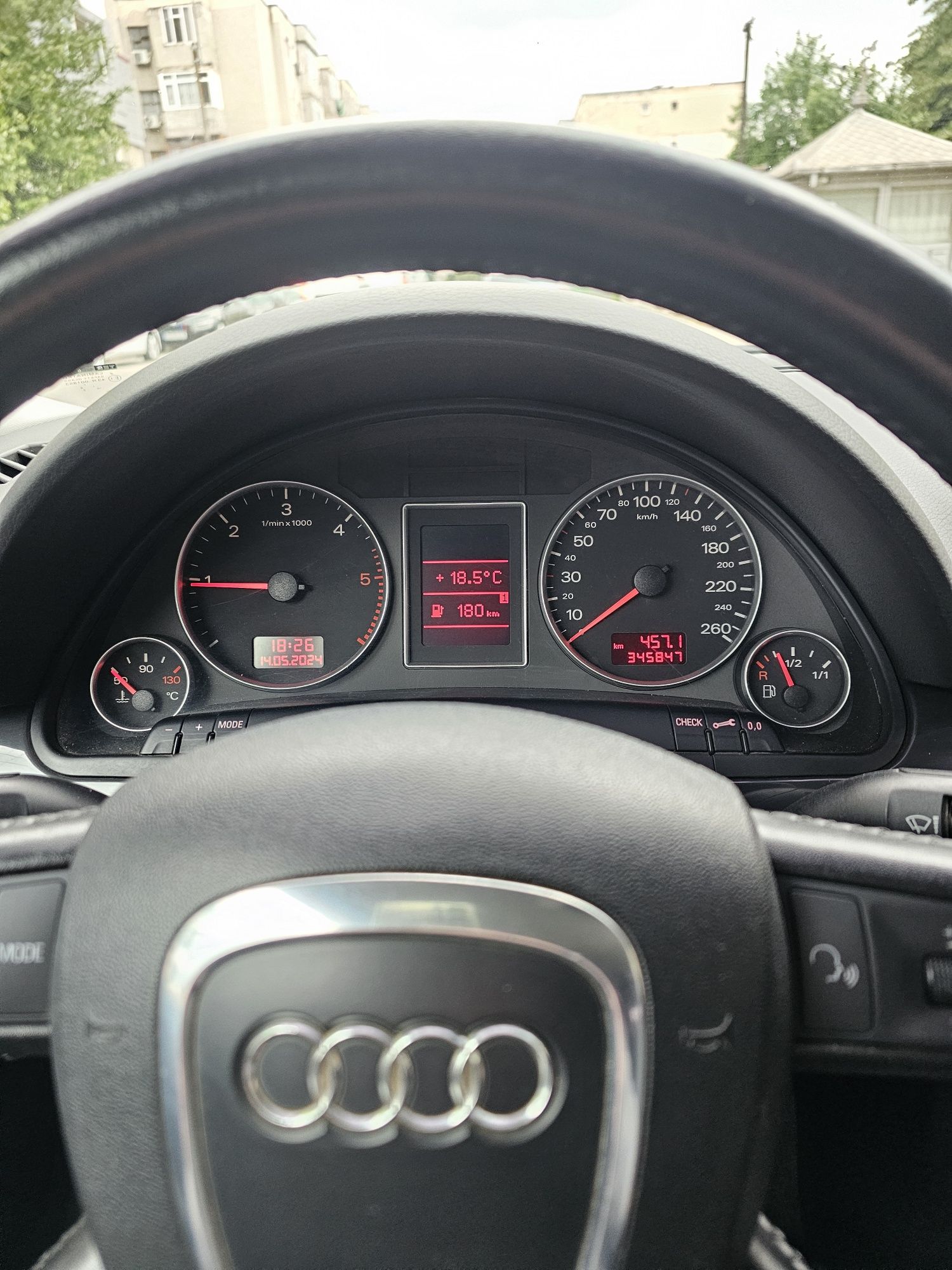 Vand Audi A4 B7 2006