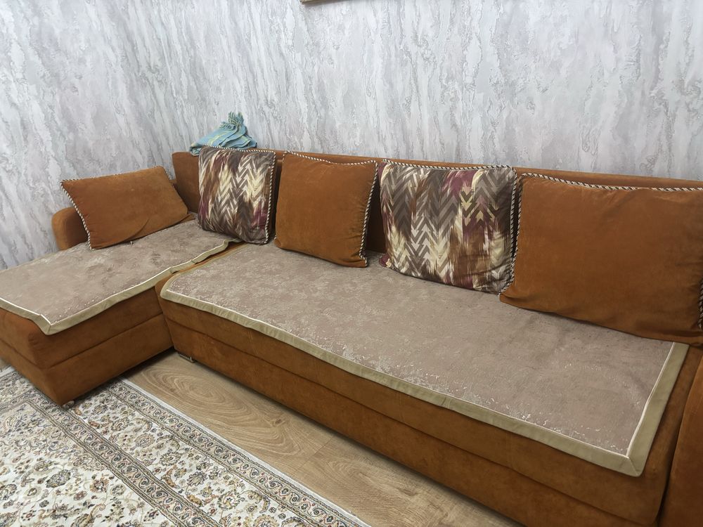 Диван для гостинной