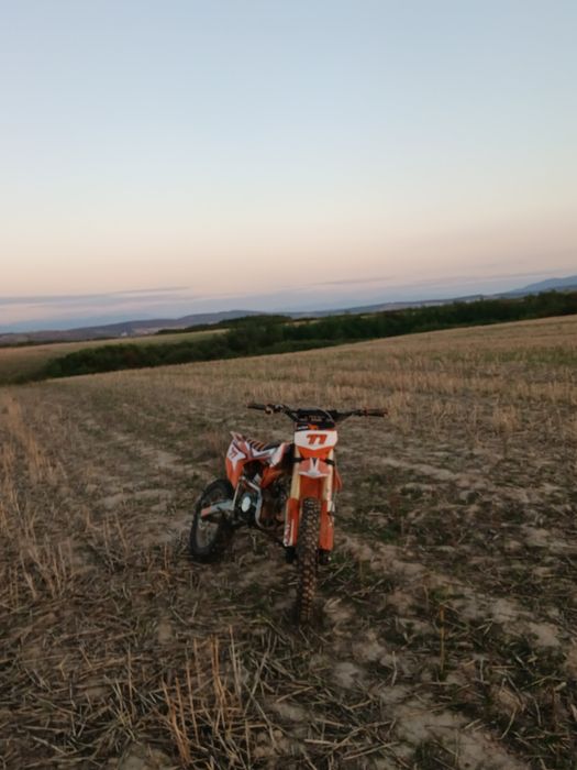 Vând cross 125 ultra