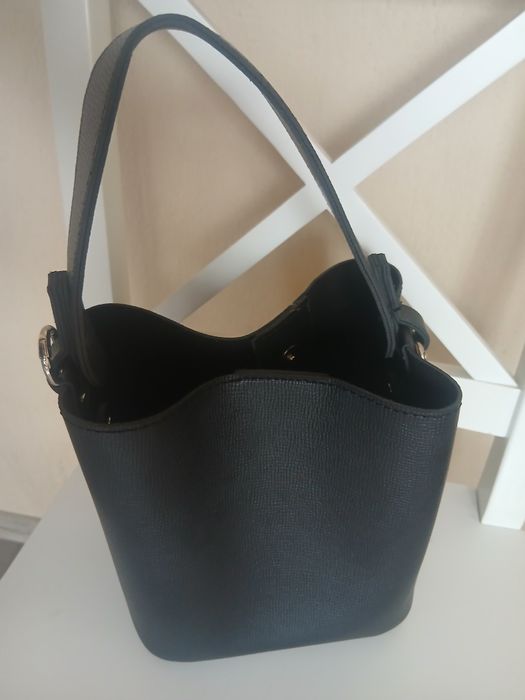 Стилна чанта в черно