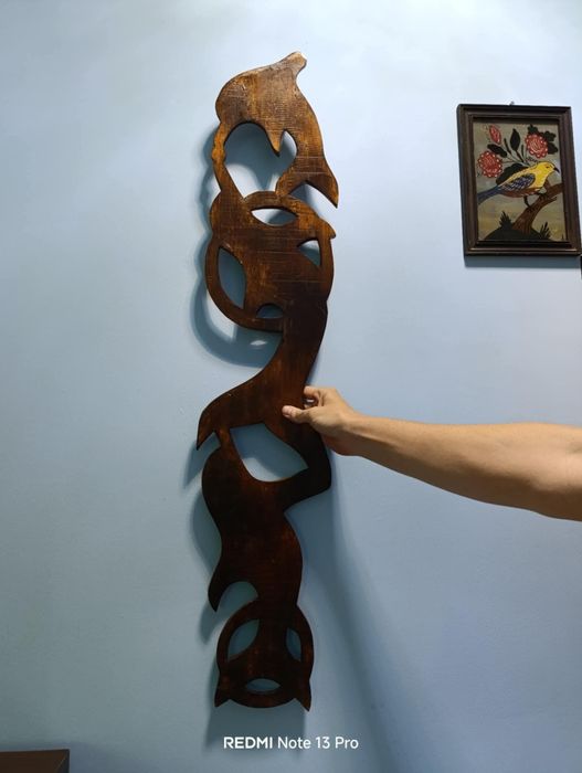 Дърворезба Танцът на делфините