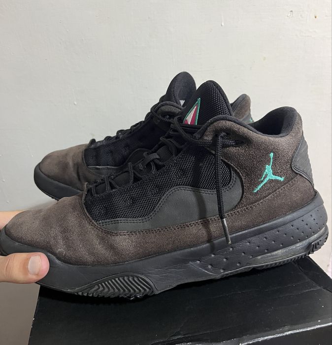 Jordan Max Aura 2