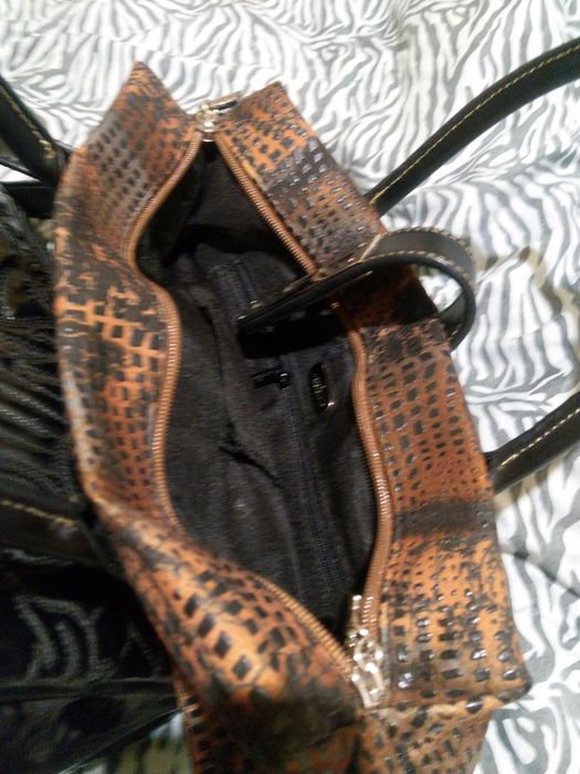 Екстравагантни дамски чанти.