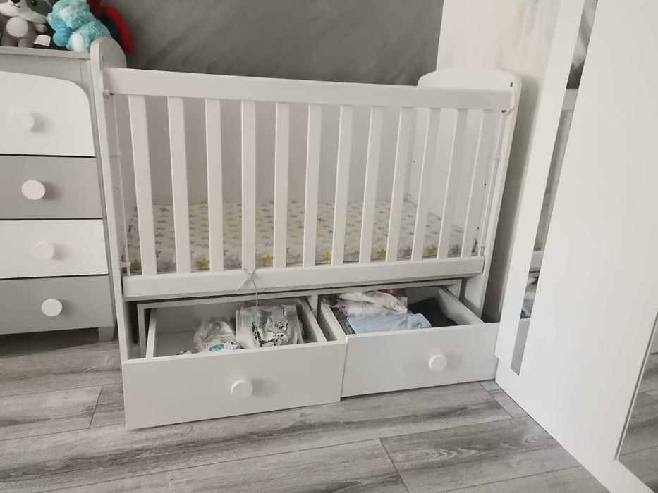 Детско легло в отлично състояние