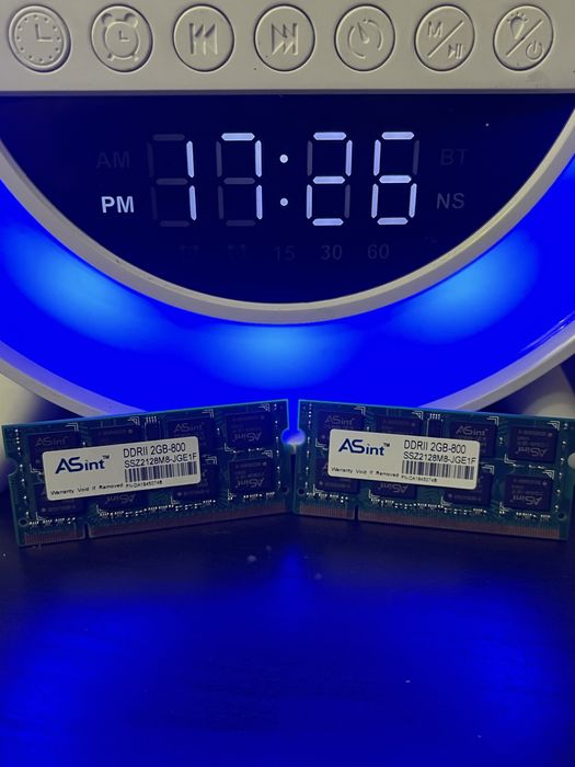 Продам оперативную память ASint DDR2 4 ГБ (2 × 2 ГБ) 800 МГц