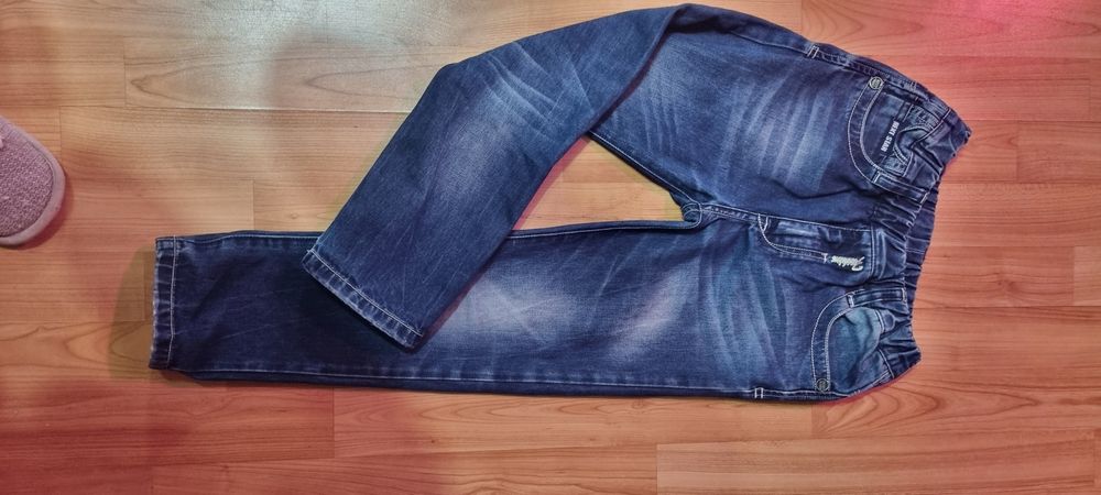 Blugi pentru băieți