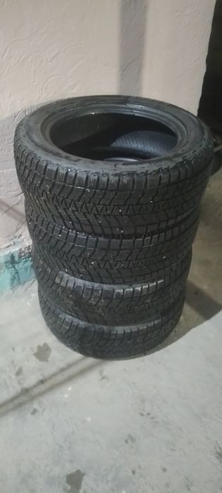 Шины почти новые