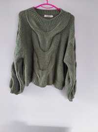 Плетен пуловер one size 25лева