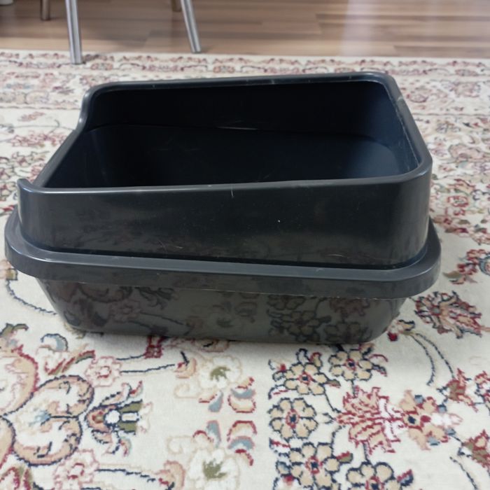 Продам лоток для кошек