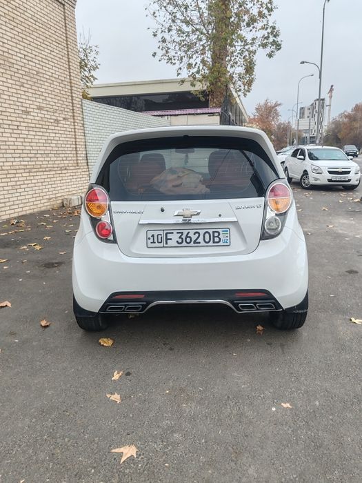 Spark MT sotiladi srochna