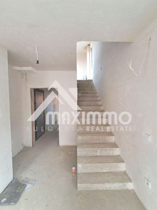 Продава се Мезонет в Варна, Централна поща - 211 кв.м за 1043 €/кв.м - Снимка #8