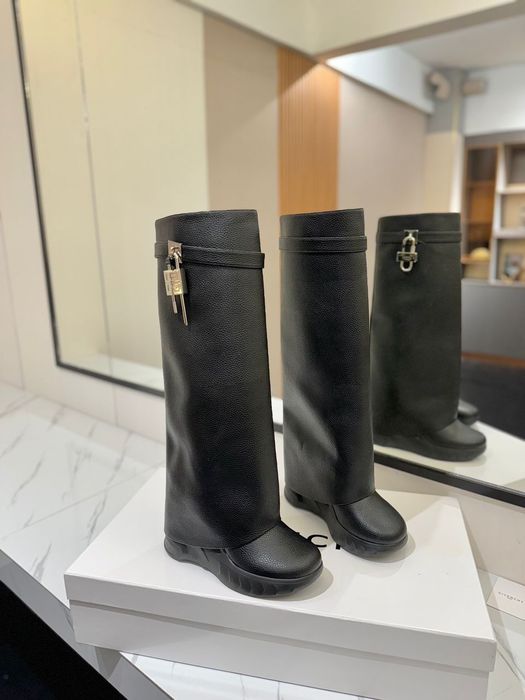 Cizme Givenchy, tip Premium