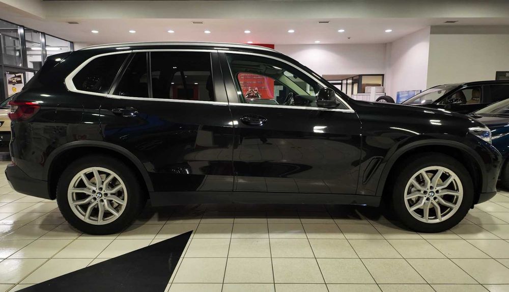 Vand BMW X5 X LINE NEGRU 2019 impecabil