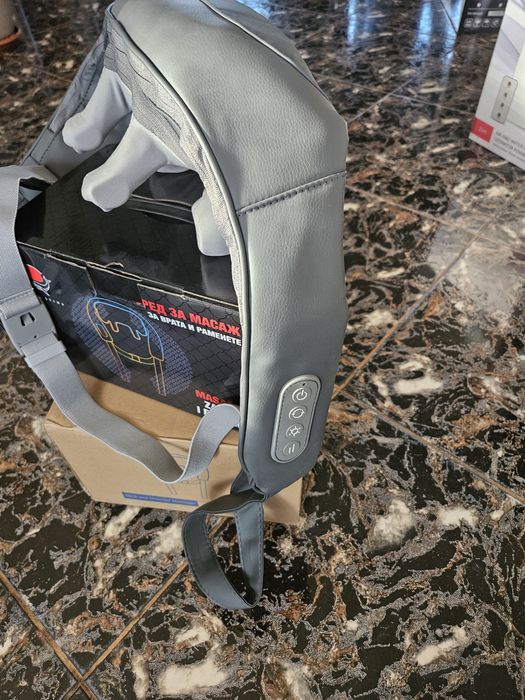 Aparat de masaj cervical profesional