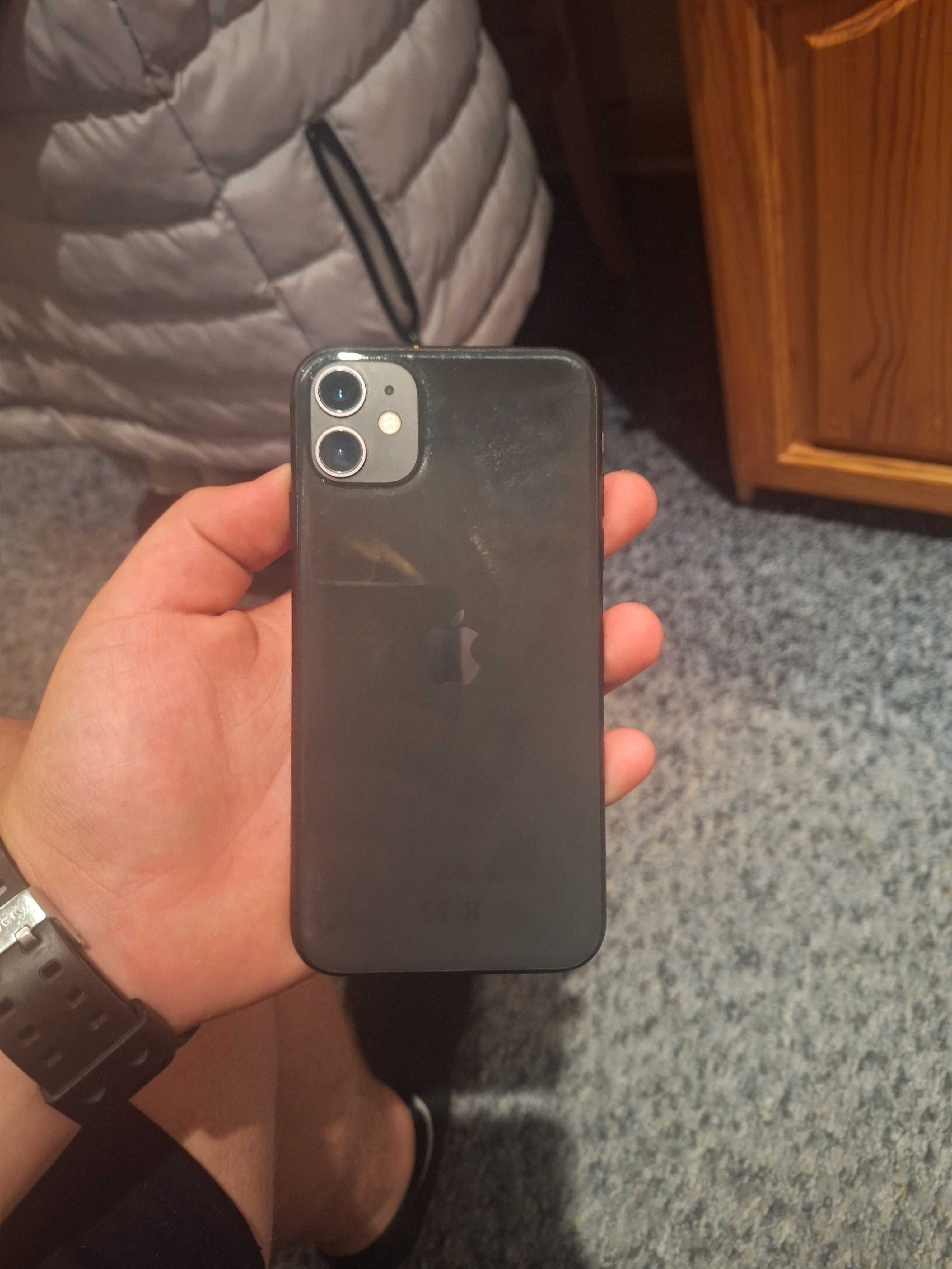 Iphone 11 128gb 73% battery health