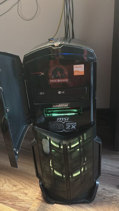 Calculator Gaming + monitor , mouse si tableta cu creion grafic noua