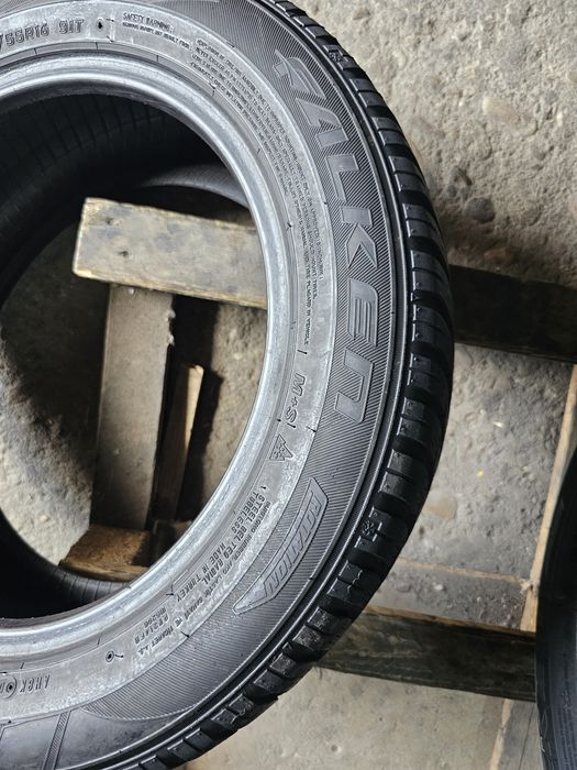 2 anvelope iarna 205 55 16 Falken