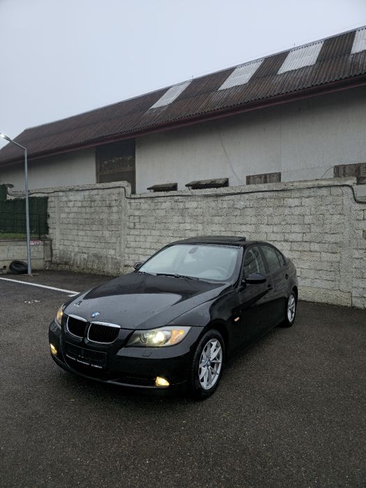 Bmw e90 Diesel 2.0 trapa , xenon