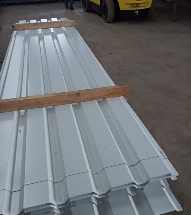 Vând tabla cutata H 35  de 0.5 la doar 46 lei M!