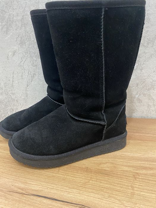 Продам угги натуральная замша 36 р