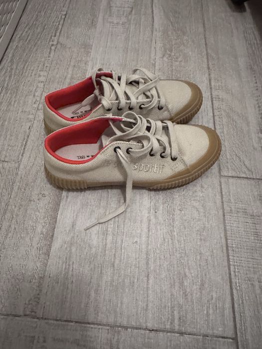 Tenisi le coq sportif de dama